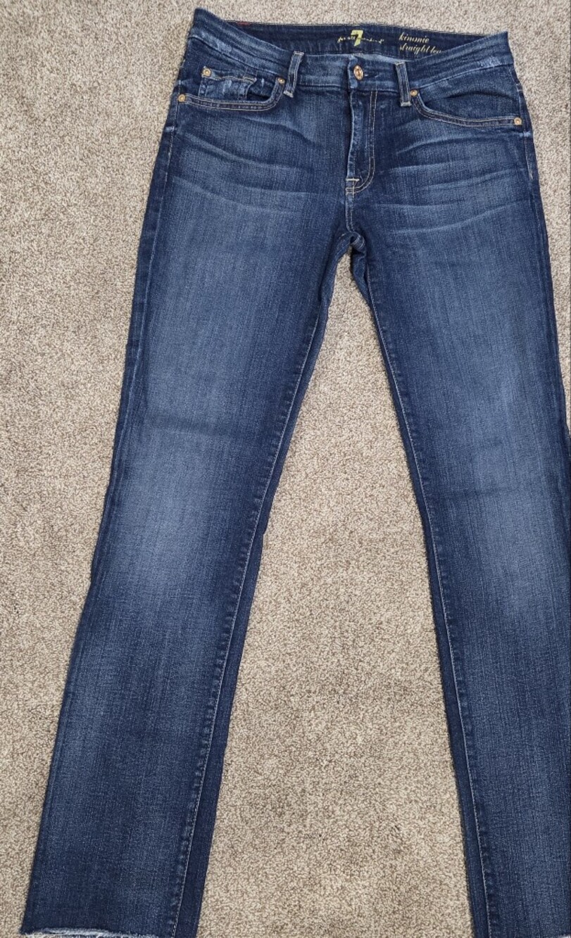 7 For All Mankind Kimmie Straight Leg Jeans Size 30 Raw Hem Dark Wash